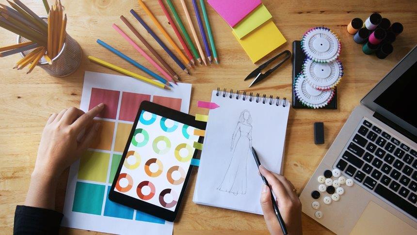What are the most interesting careers in the fashion designing industry?